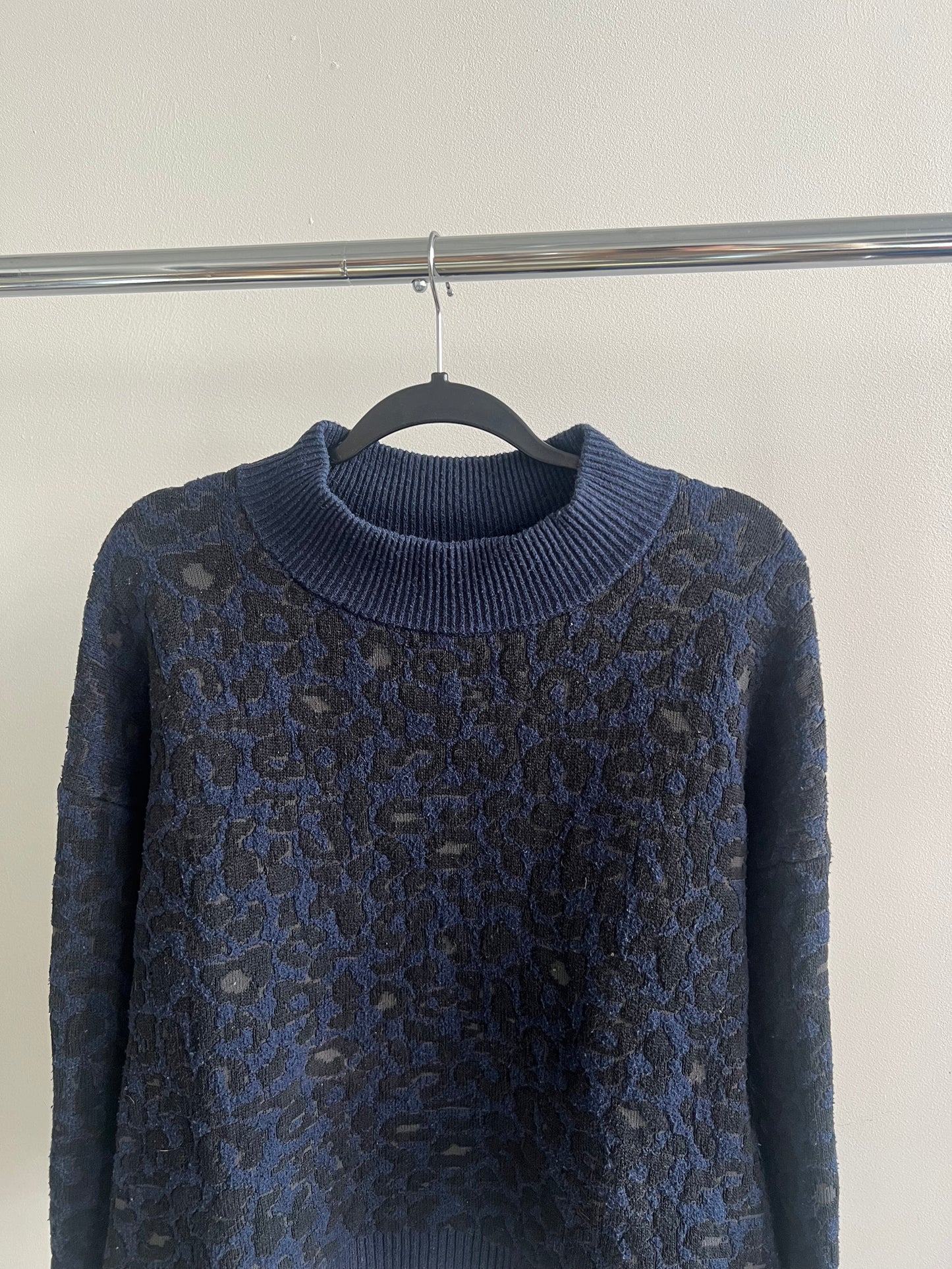 (Boxy S/M) Knitted Sweater