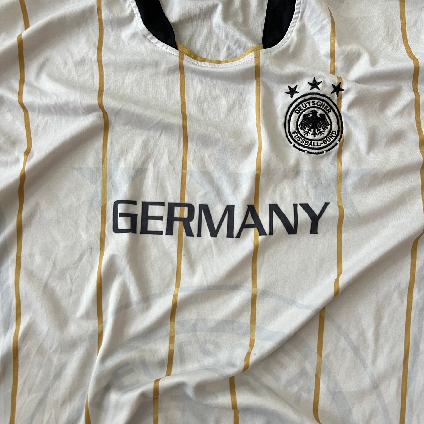 (Slim L/XL) Soccer Jersey