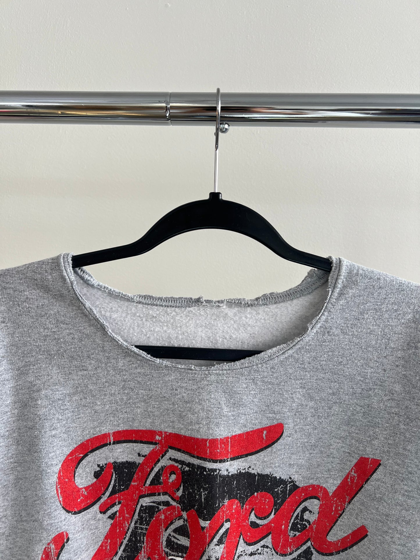 (M/L) Ford Sweatshirt