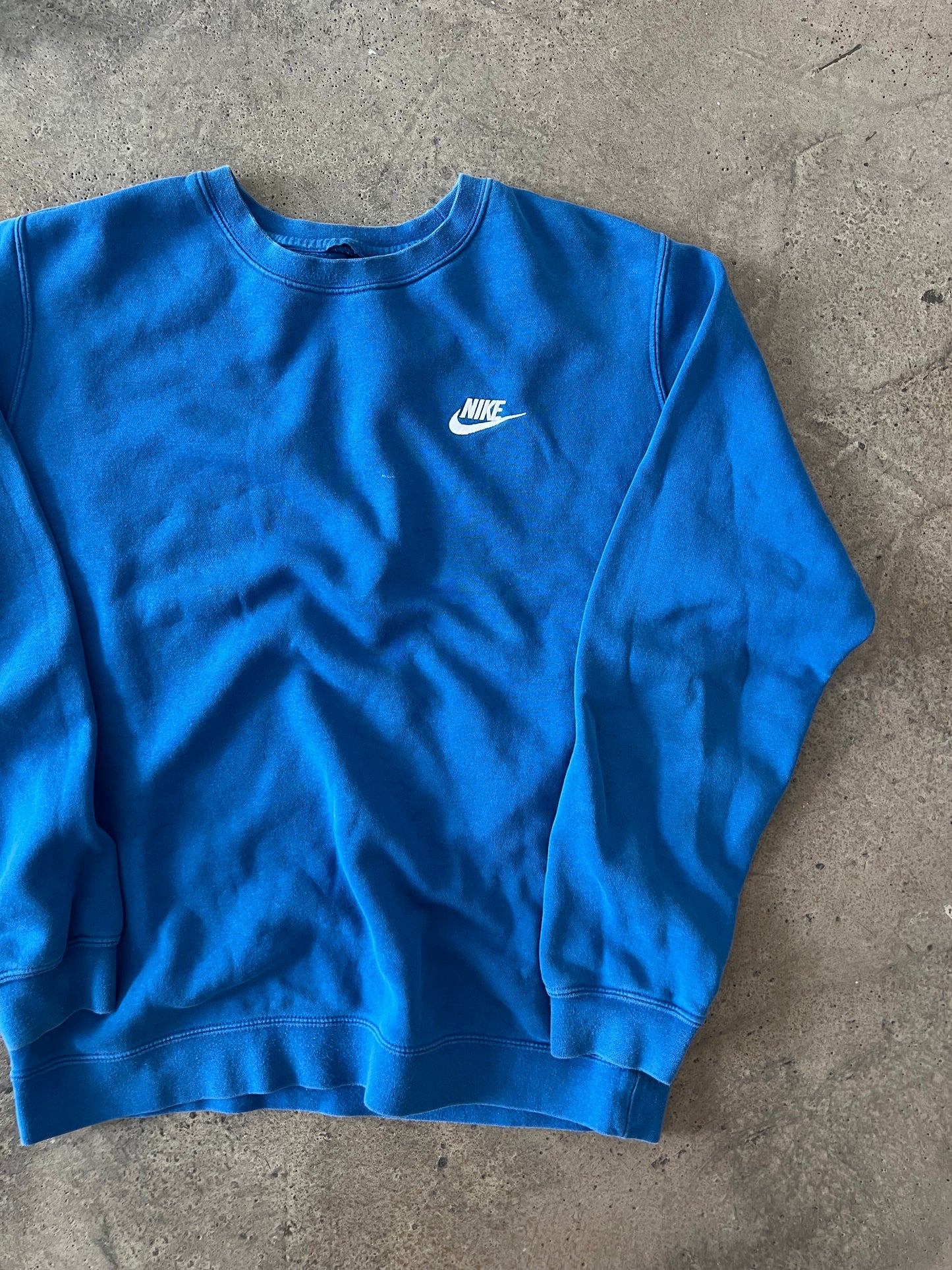 (M/L) 00s Nike Sweatshirt