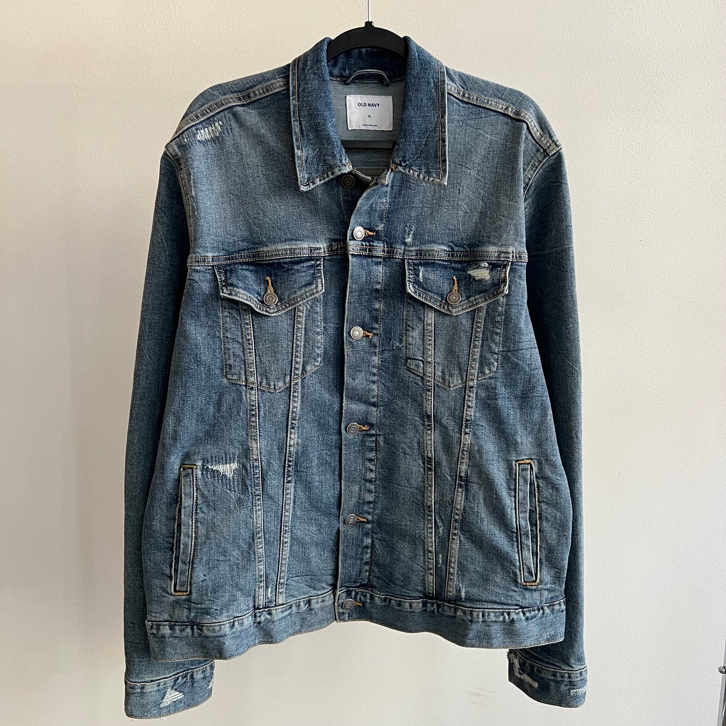 (L/XL) Distressting Denim Jacket