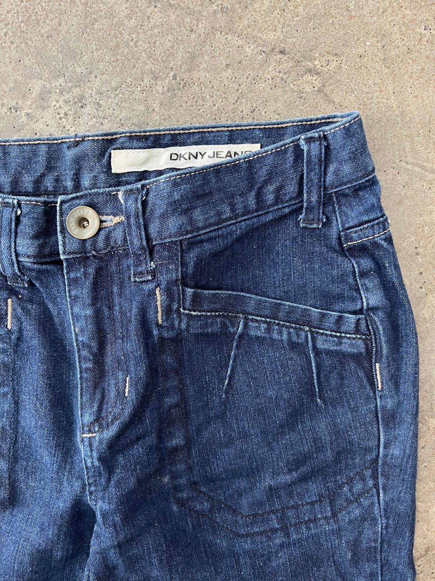 (26x30) Y2K DKNY Jeans