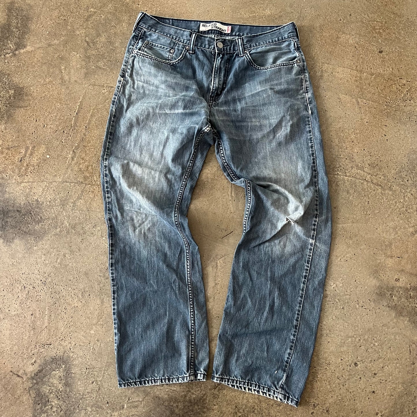 (33x30) Vintage Levi’s Jeans