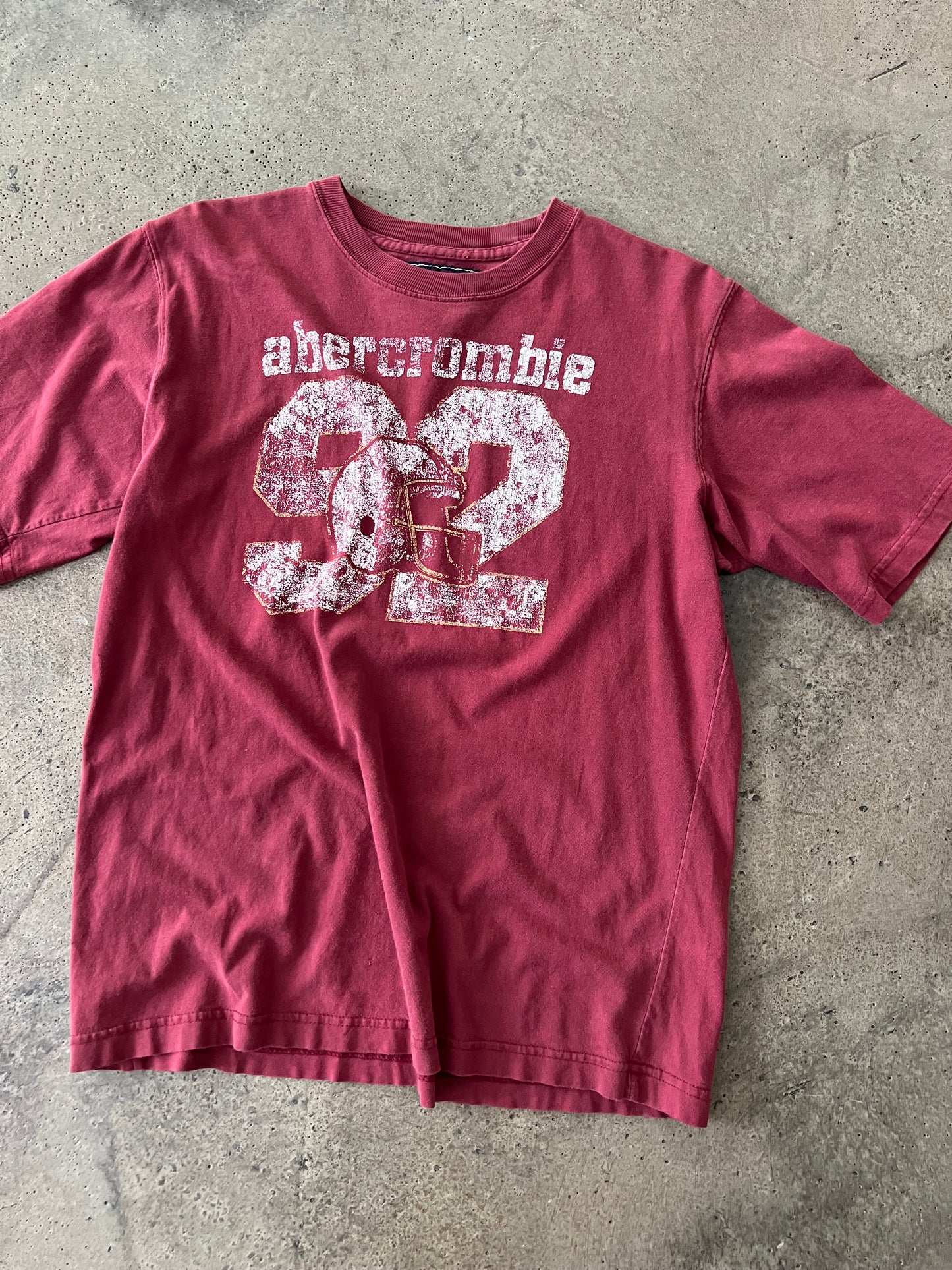 (L) 00s Abercrombie Tee