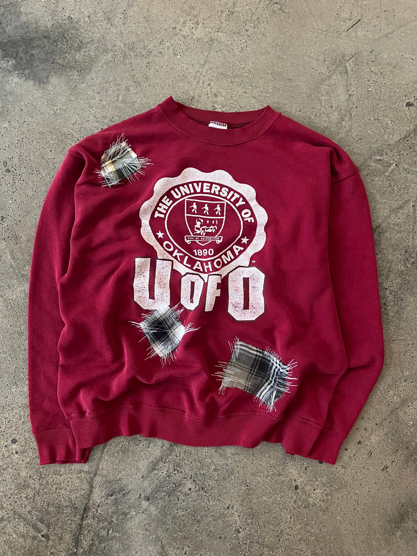 (M) 1of1 Oklahoma Sweatshirt