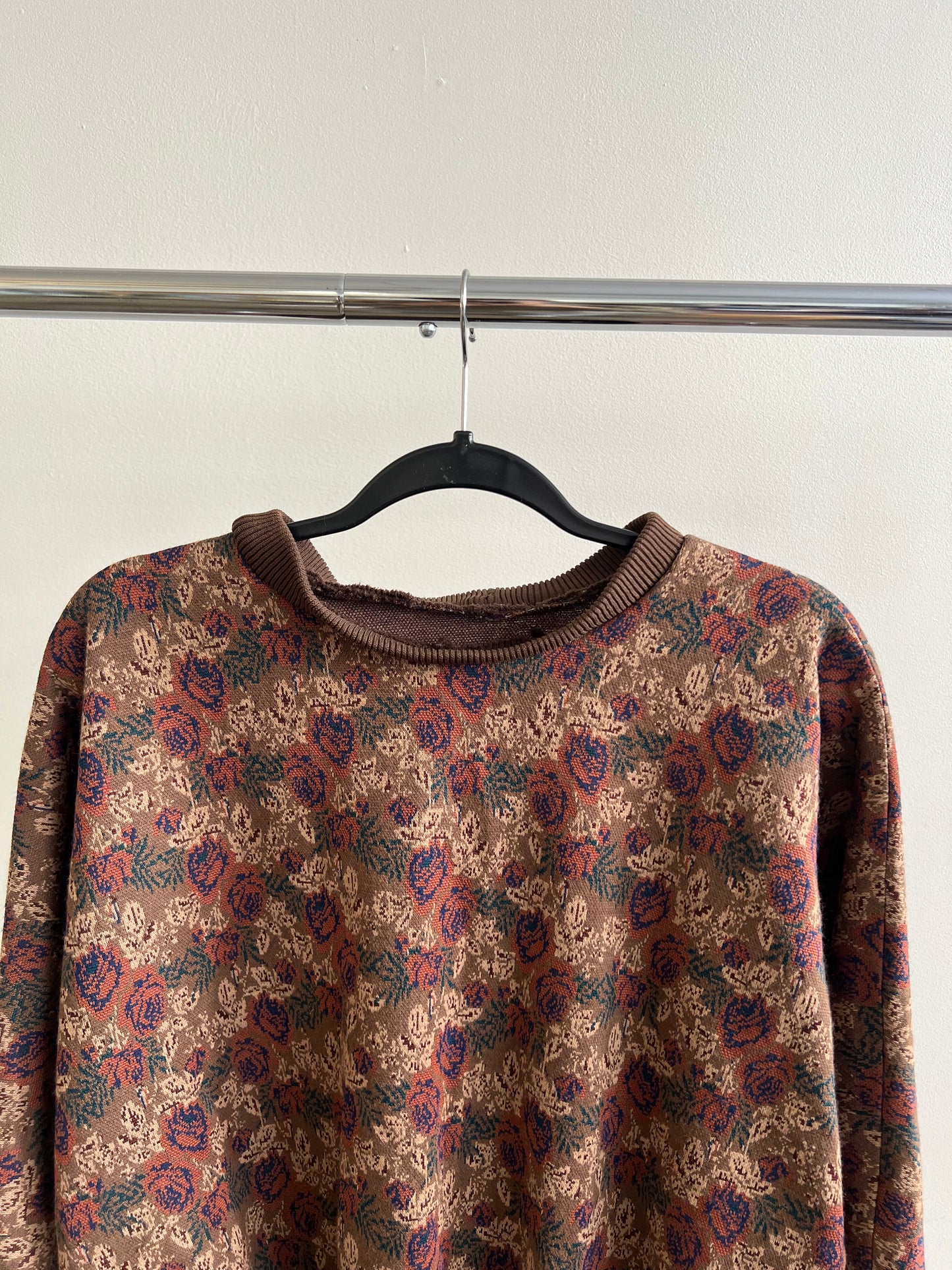 (S/M) Flower Sweater