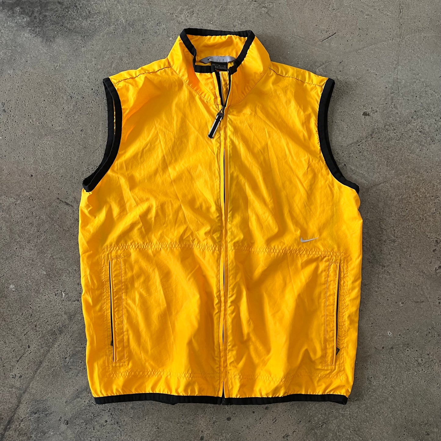 (M) Nike Track Vest