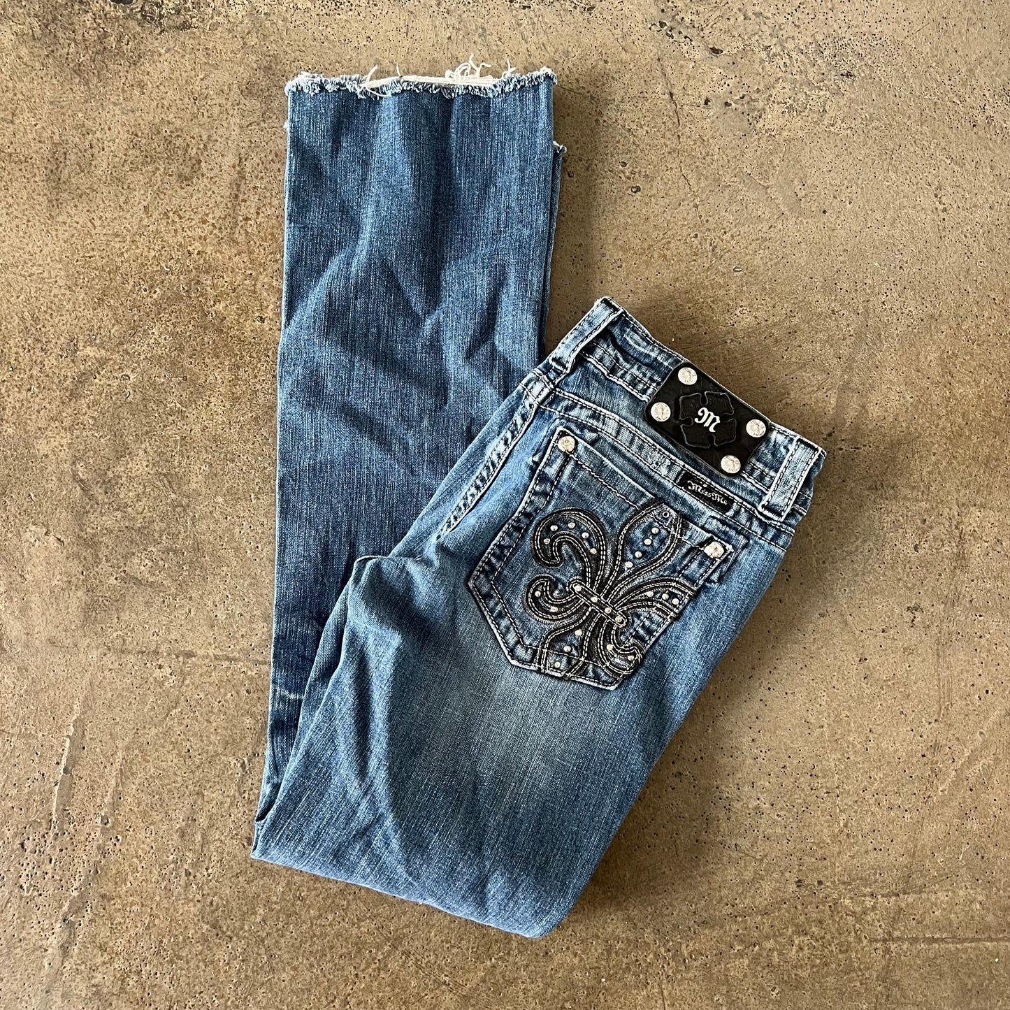 (30x32) Y2K Miss Me Jeans