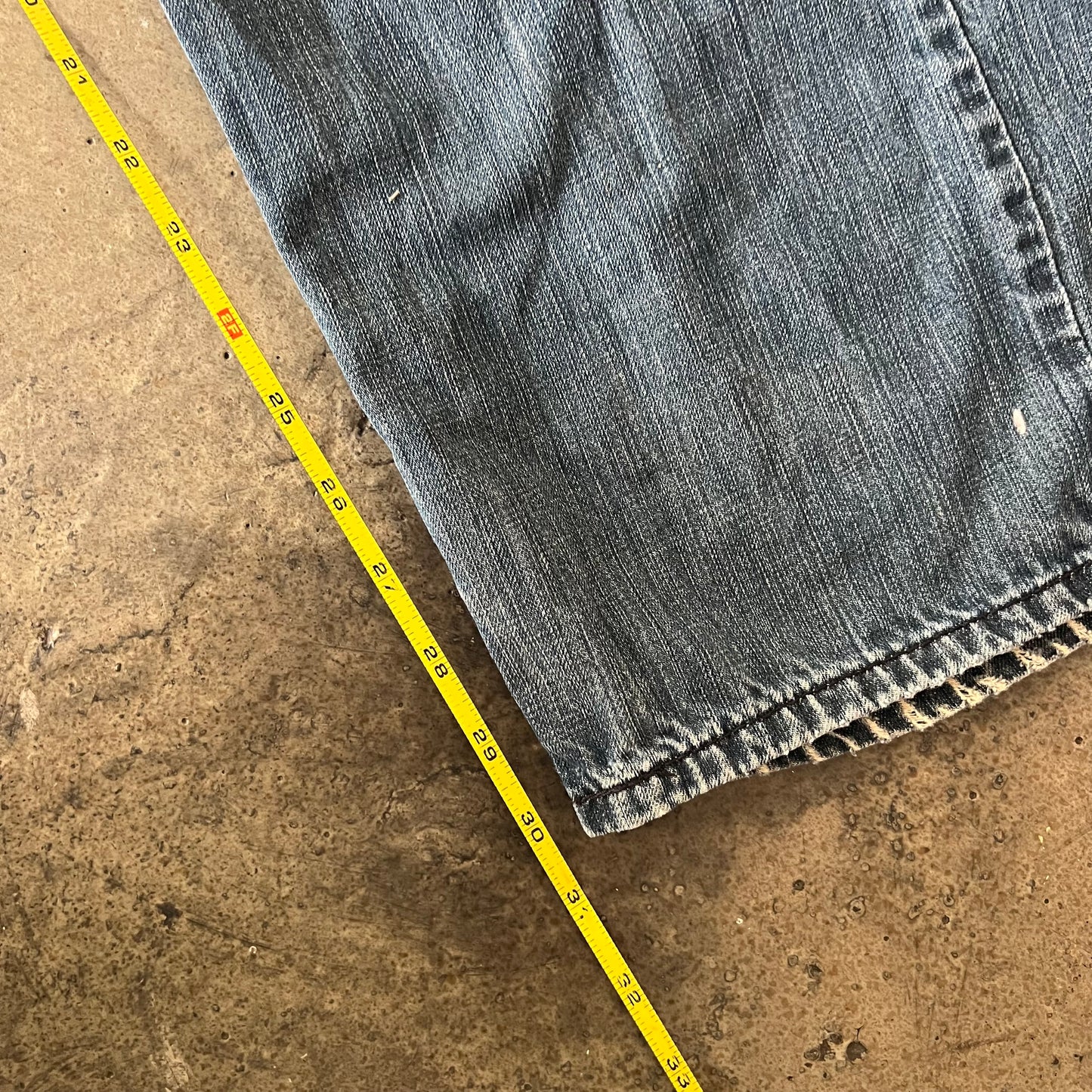 (33x30) Vintage Levi’s Jeans