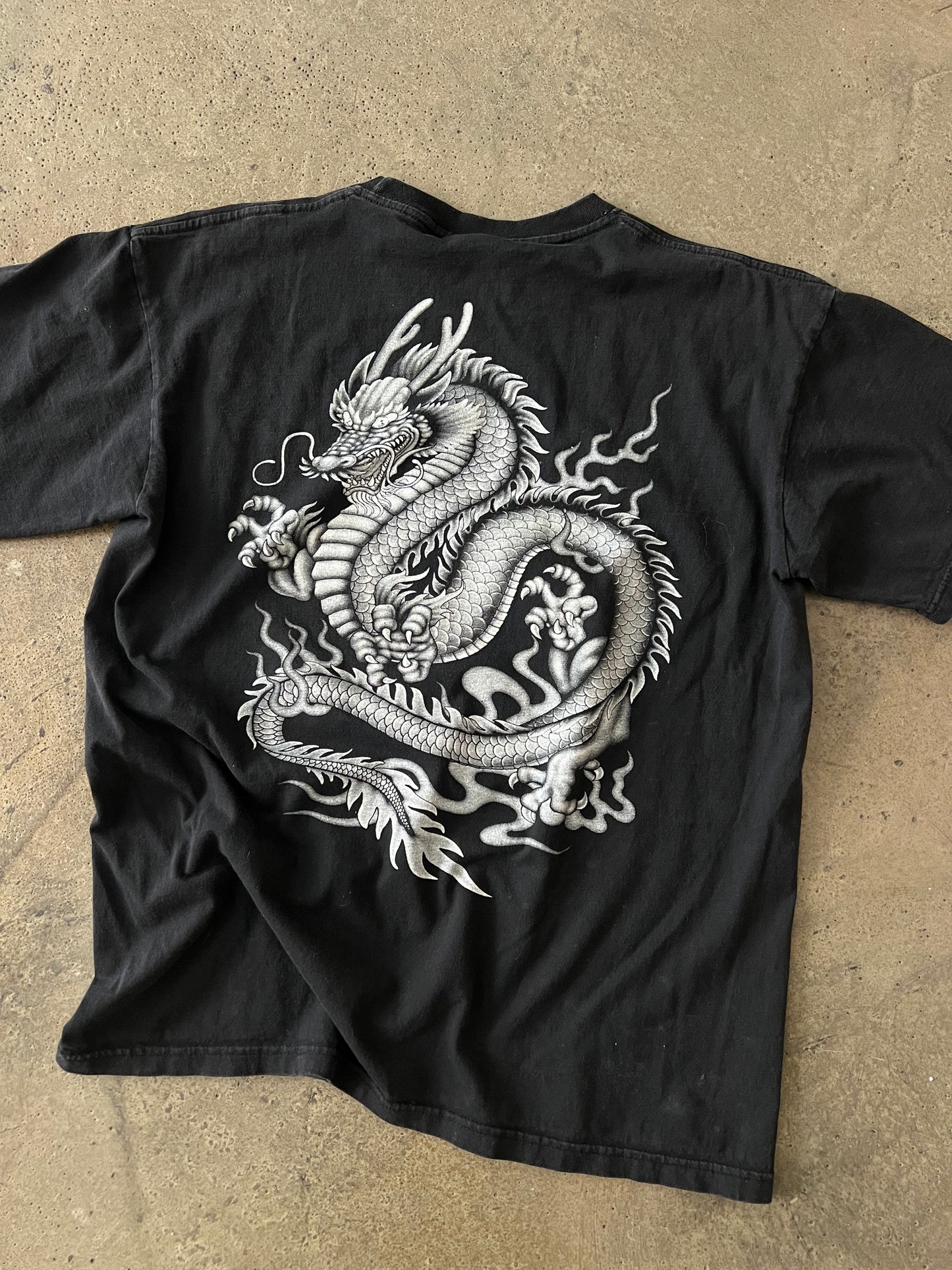 (L) 00s Dragon Tee