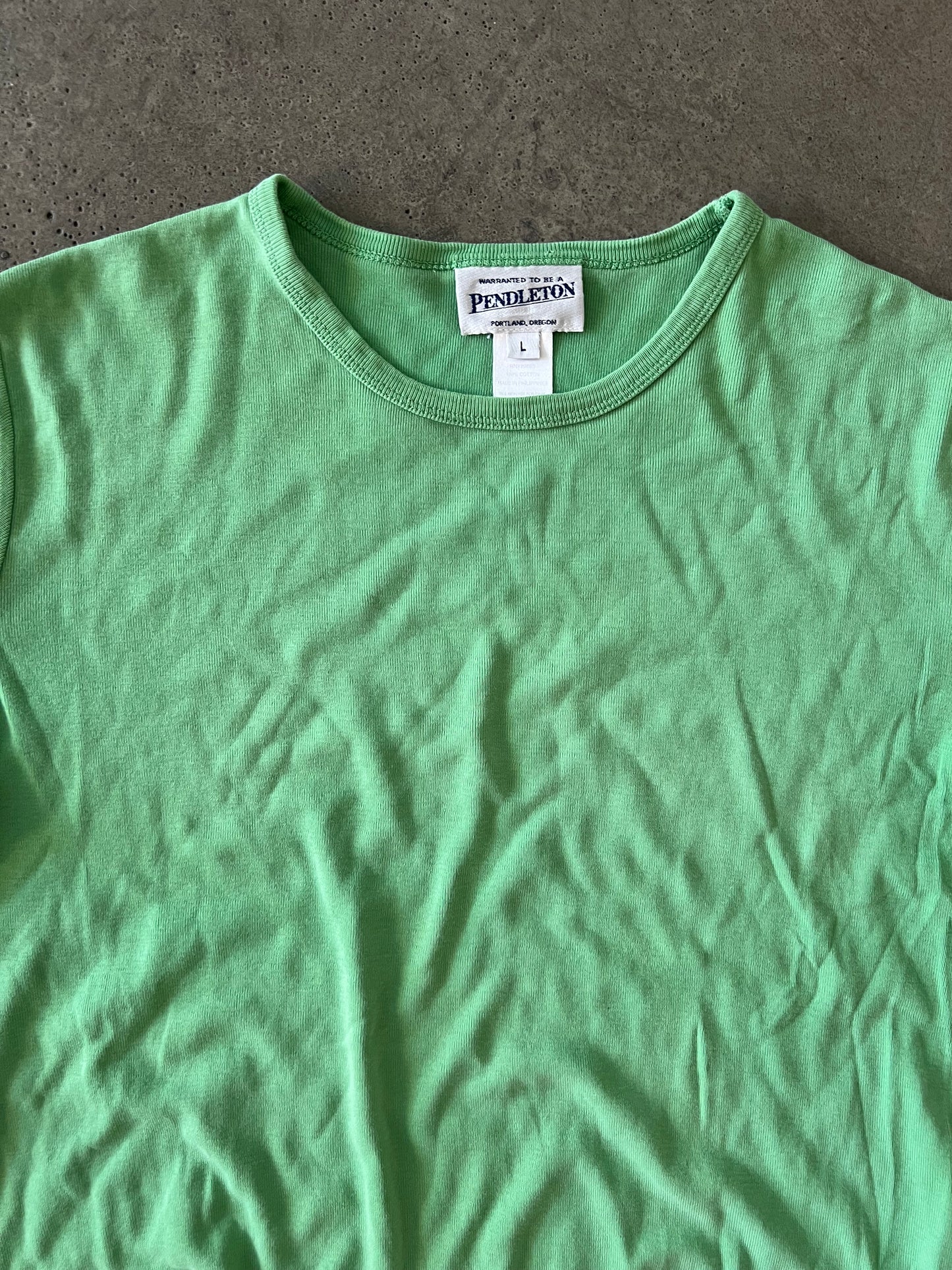 (Women’s L) 90s Pendleton Tee