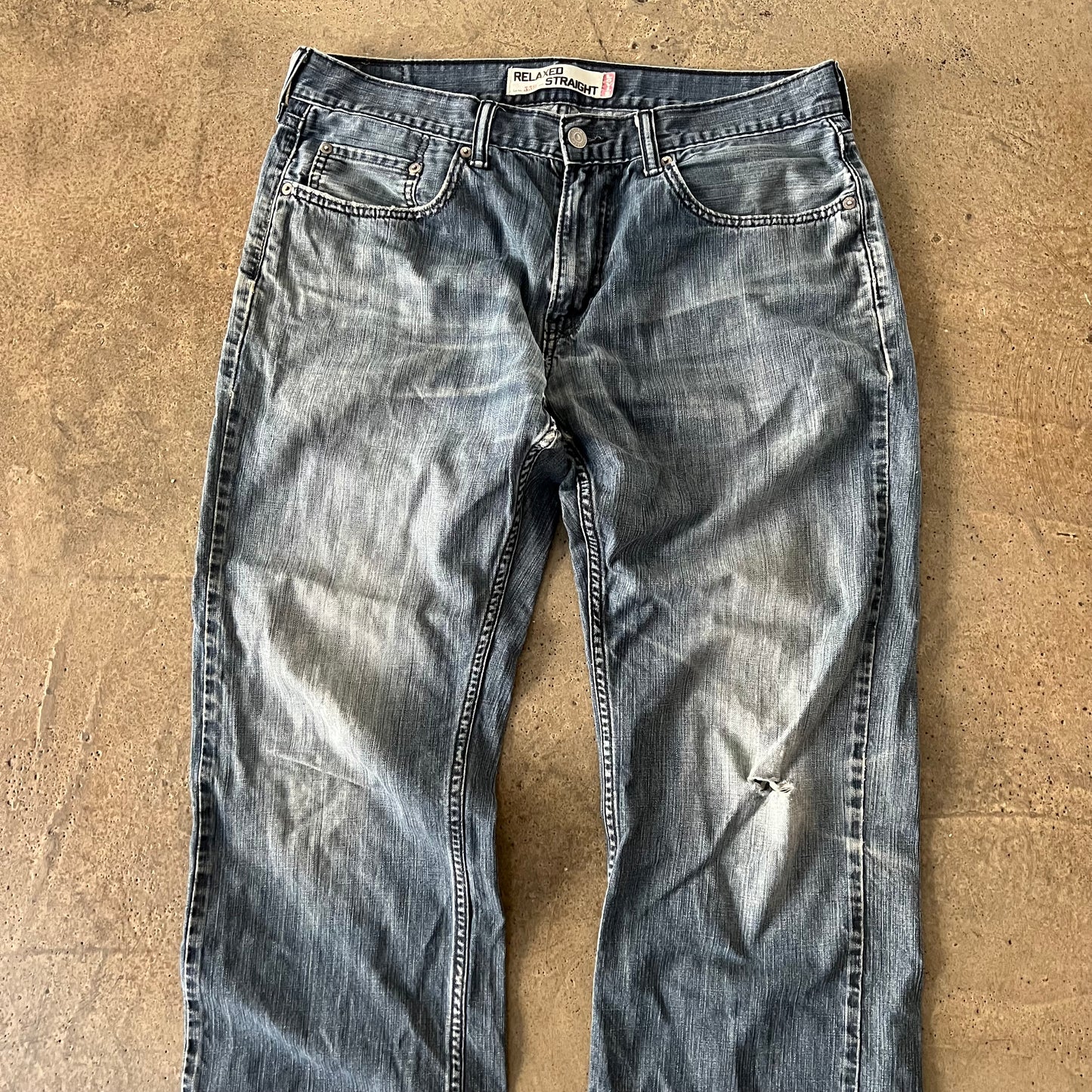 (33x30) Vintage Levi’s Jeans