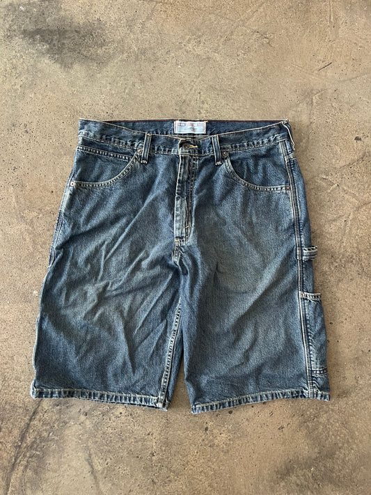 (33x12) 00s Levi’s Jorts