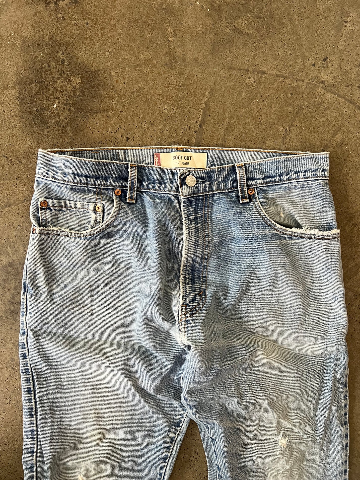 (32x13) 00s Levi’s Bootcut Jeans