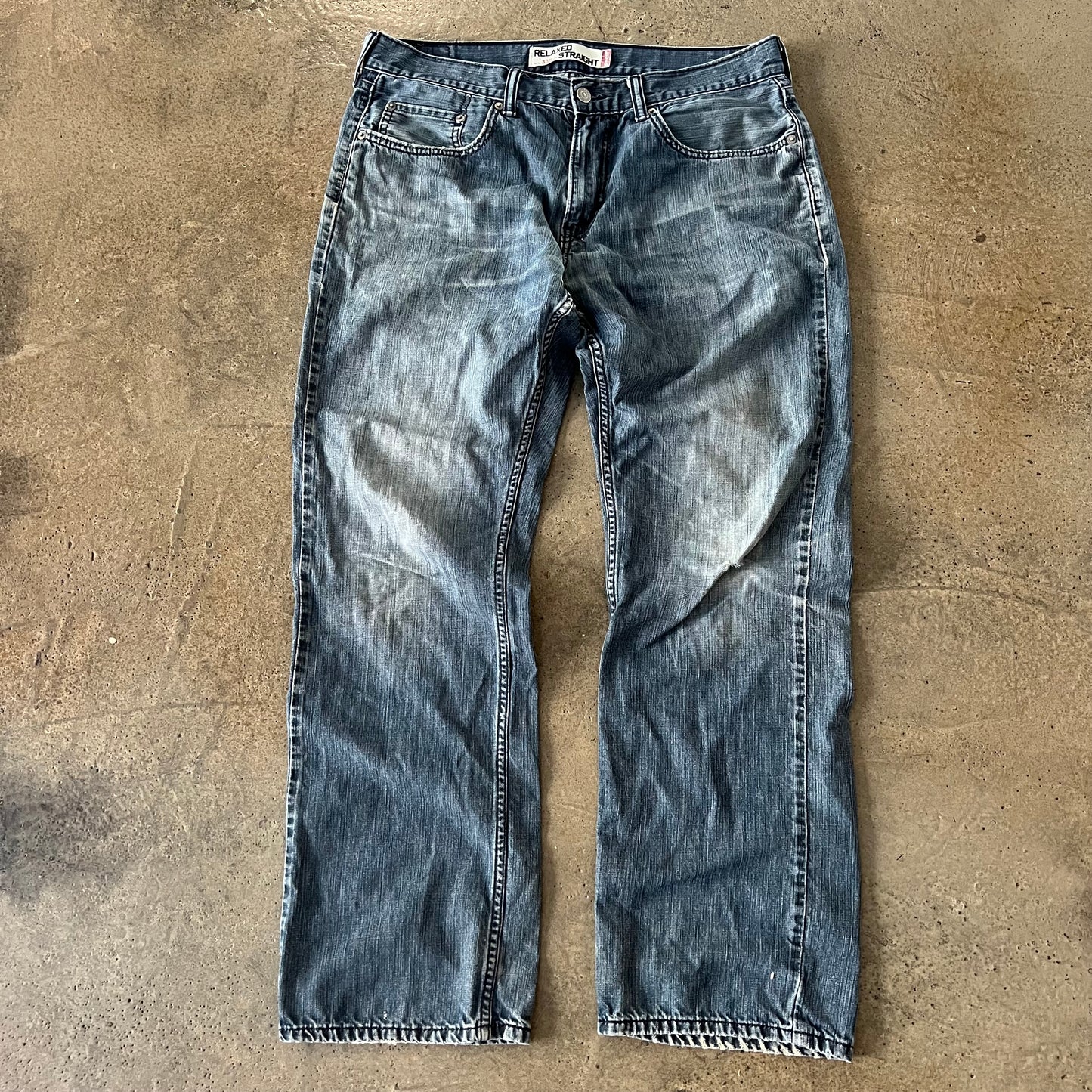 (33x30) Vintage Levi’s Jeans