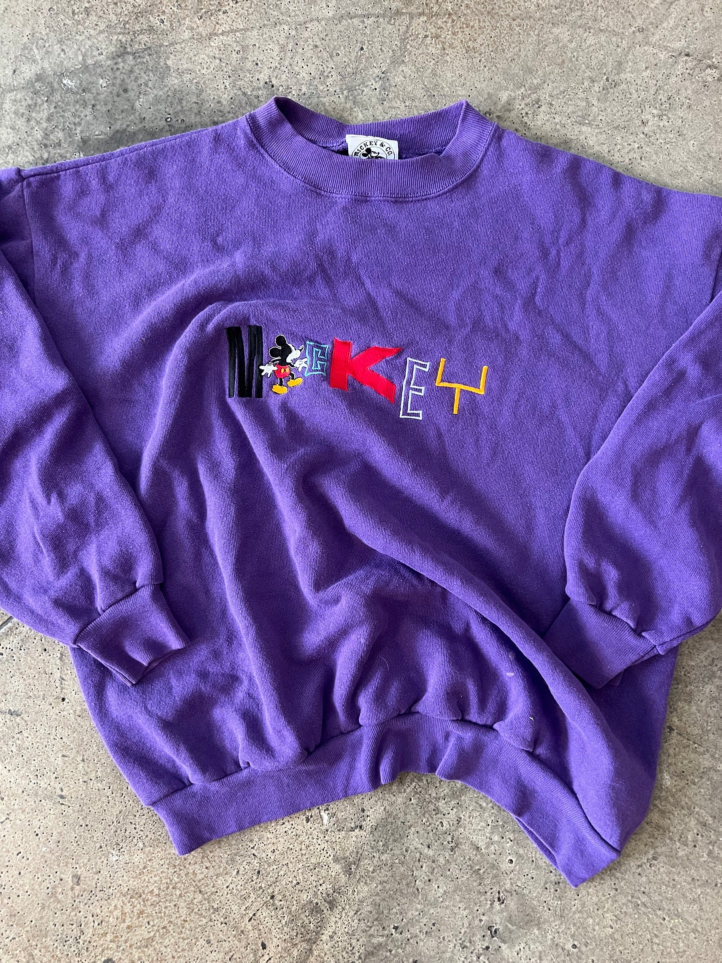 (M) 00s Mickey Mouse Sweatshirt