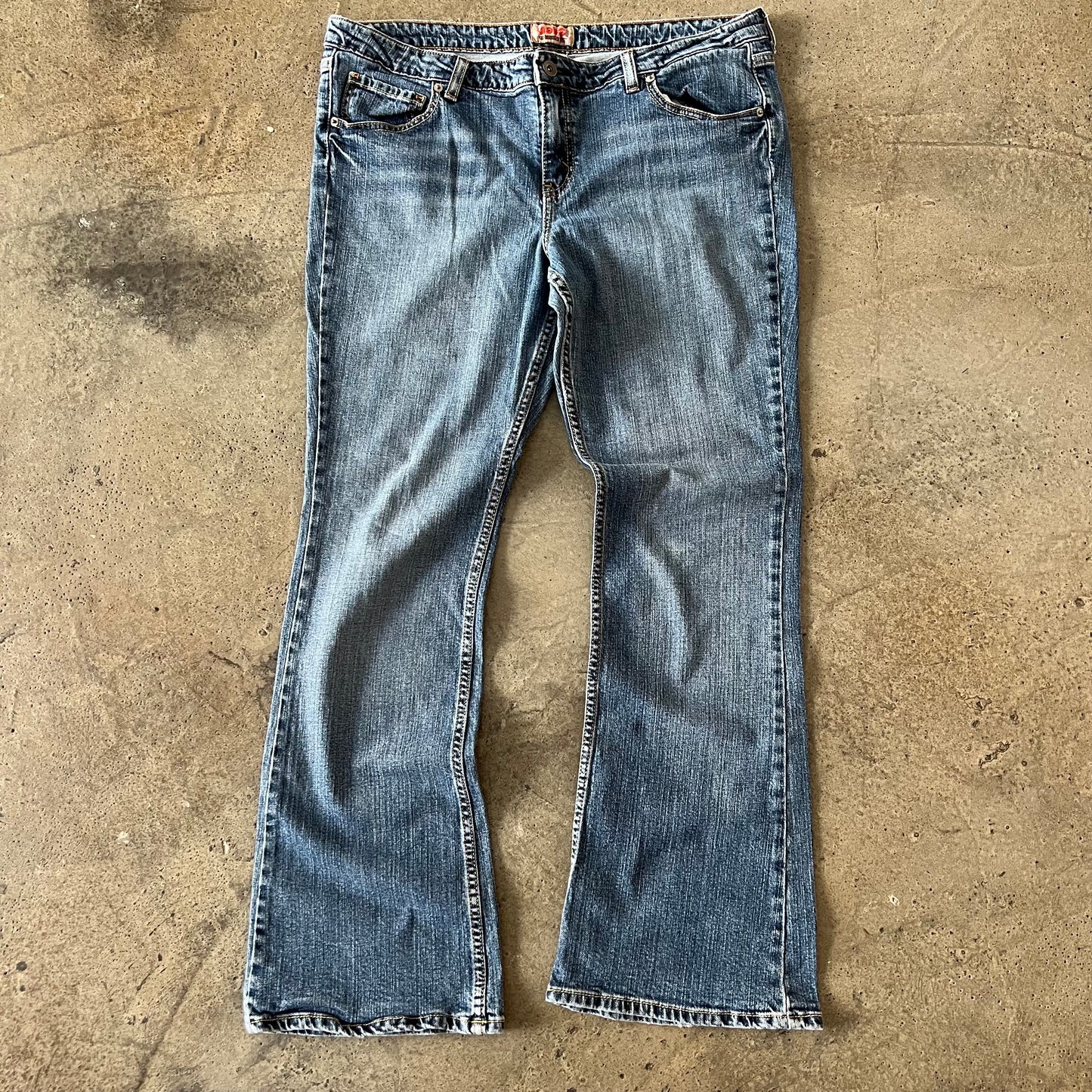 (34x30) No Boundaries Jeans