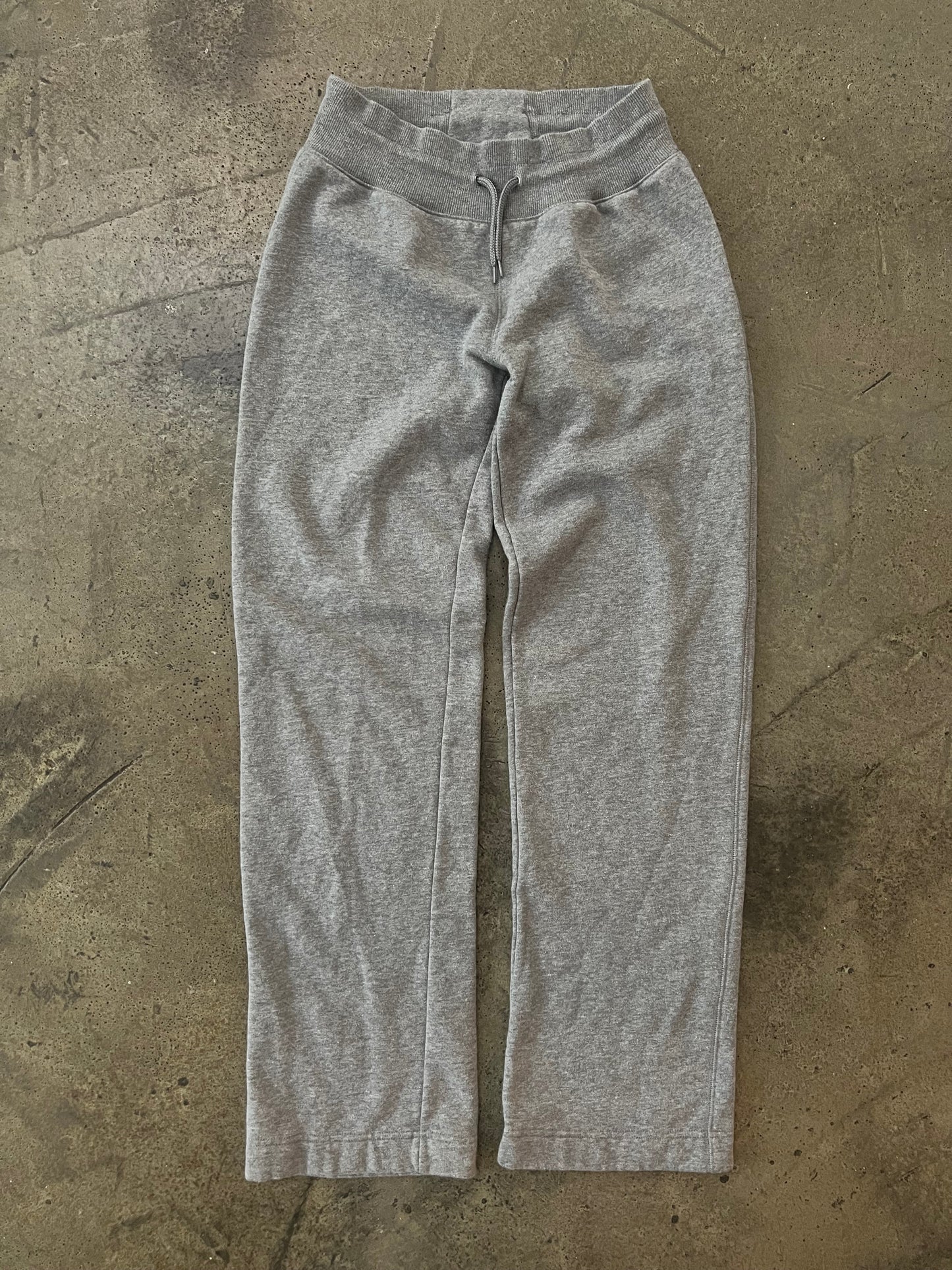 (Women’s S) Low Waisted Sweatpants