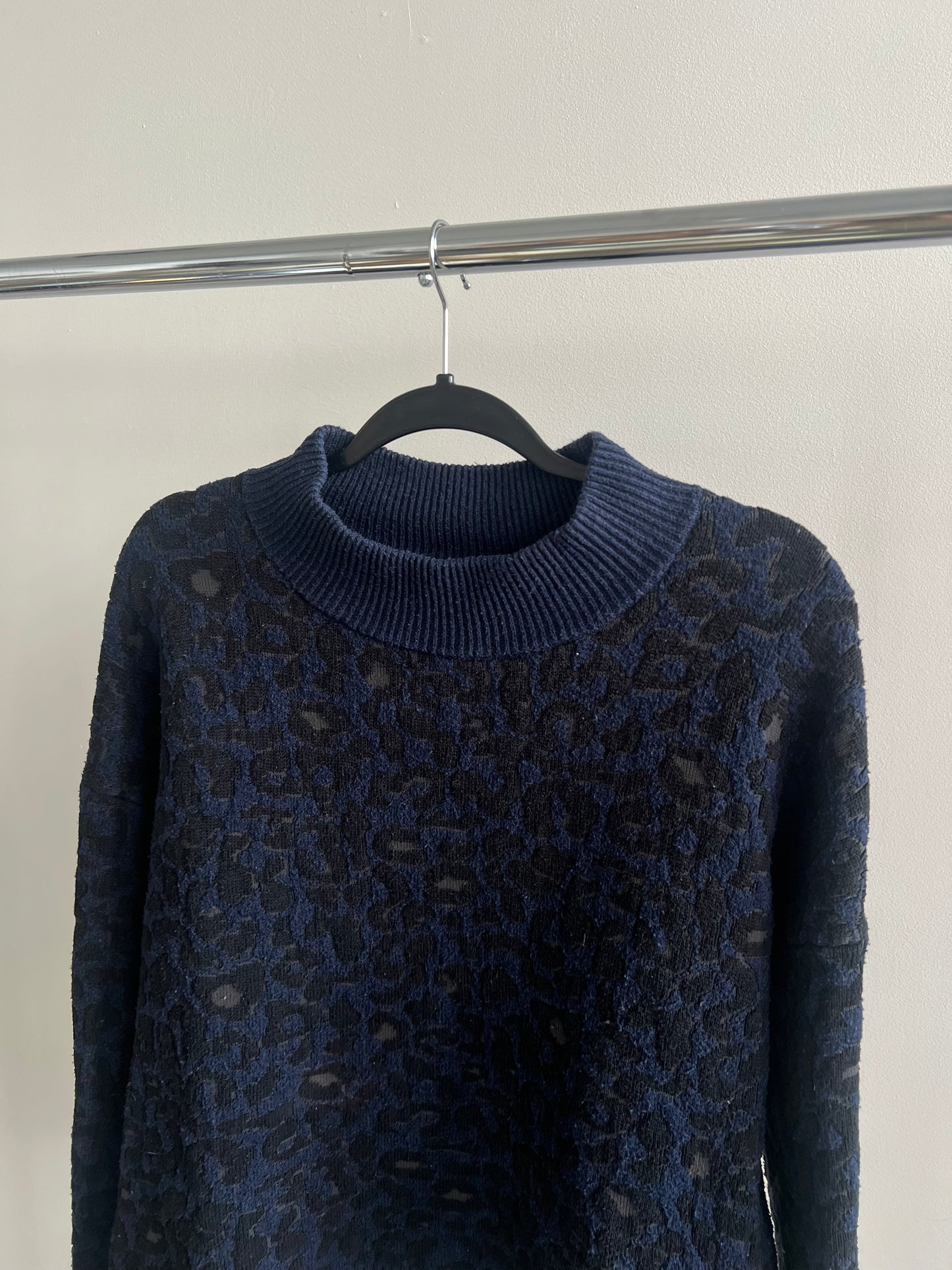 (Boxy S/M) Knitted Sweater