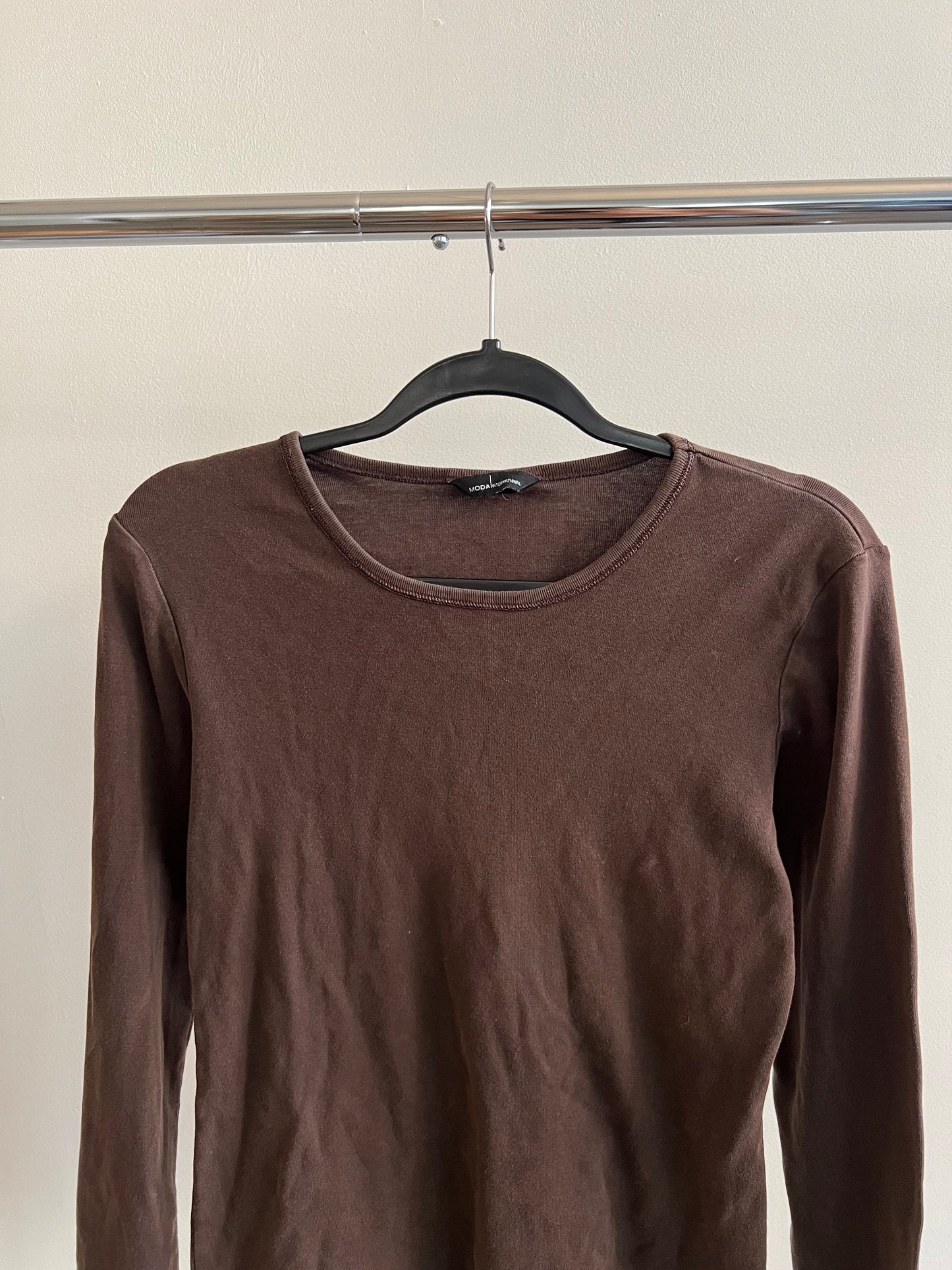 (Women’s S) Brown Long Sleeve