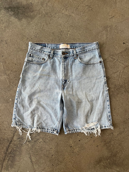 (32x8.5) 00s Levi’s Jorts