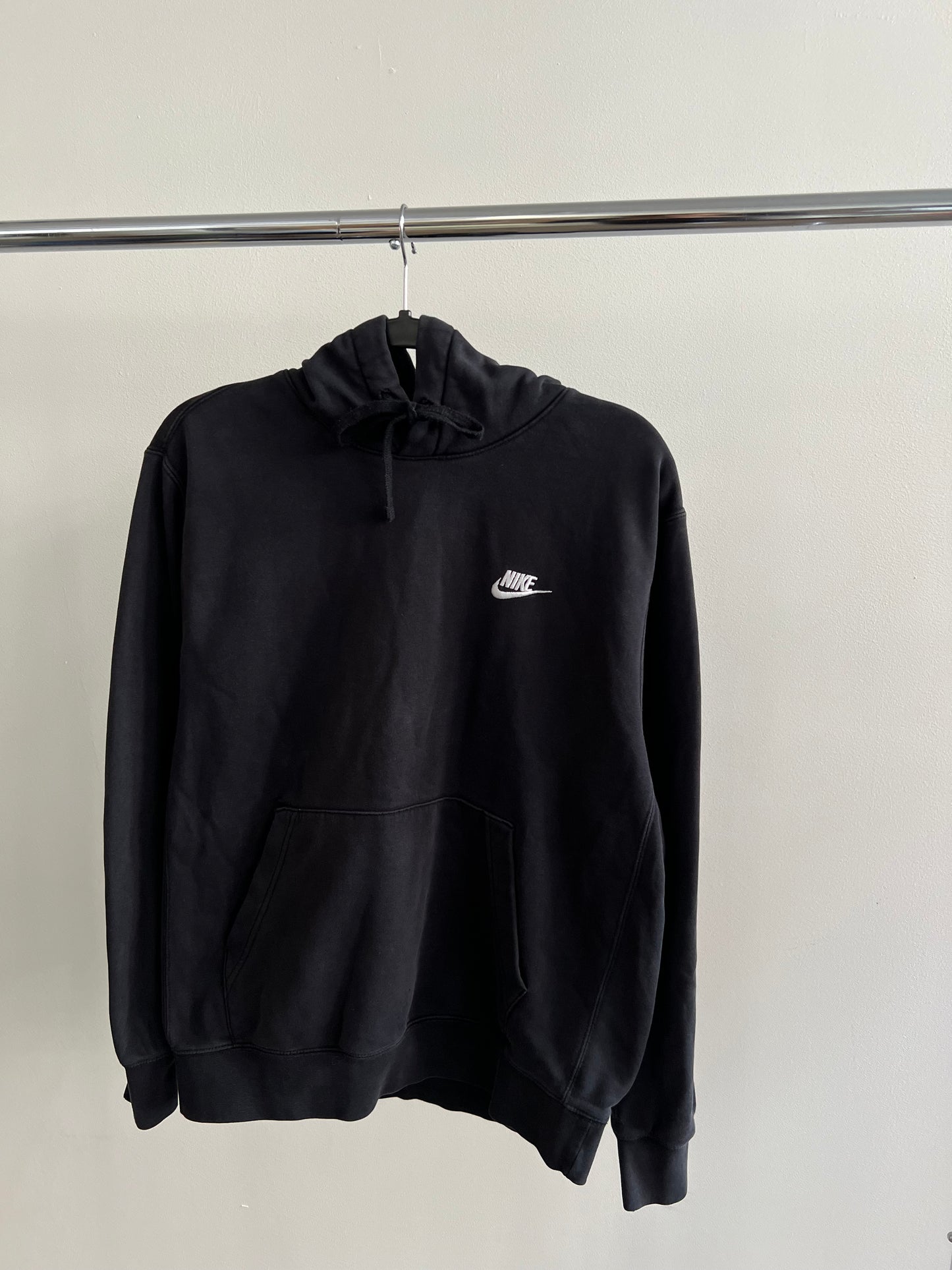 (M) Nike Hoodie