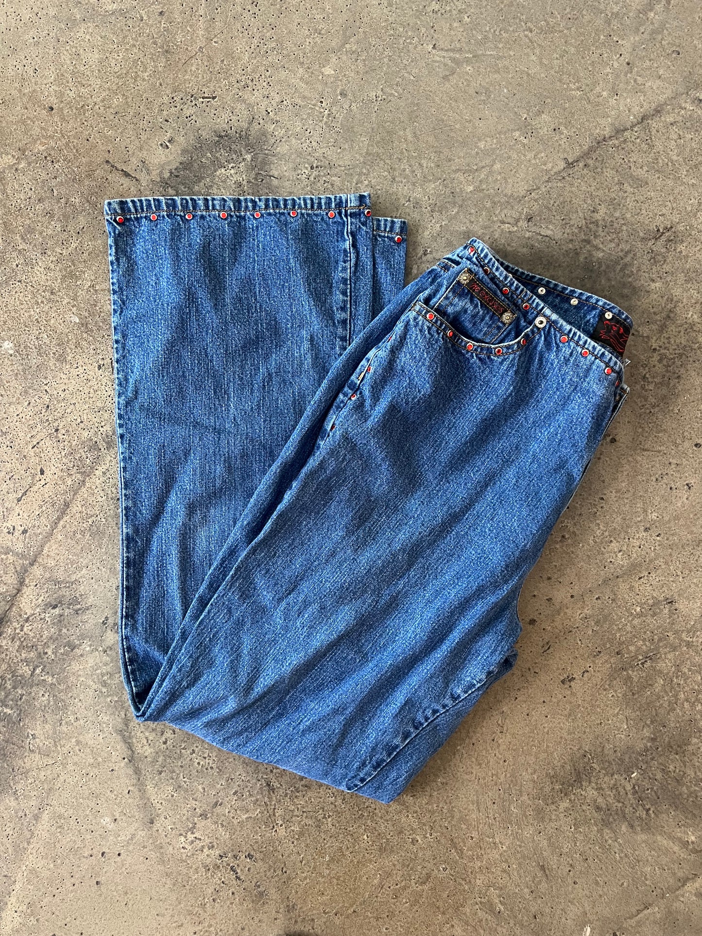 (28x29) Y2K No Excuse Jeans