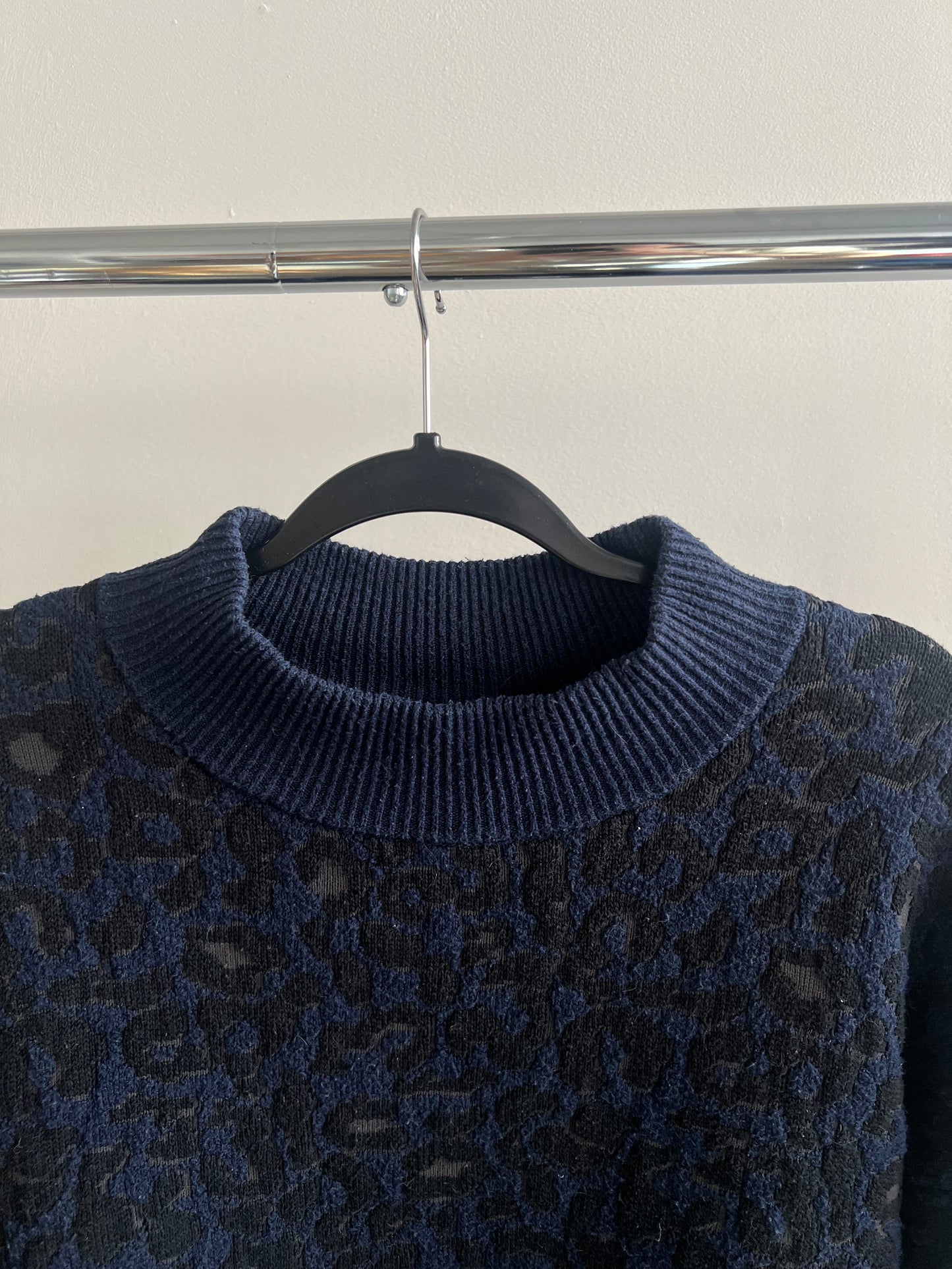 (Boxy S/M) Knitted Sweater